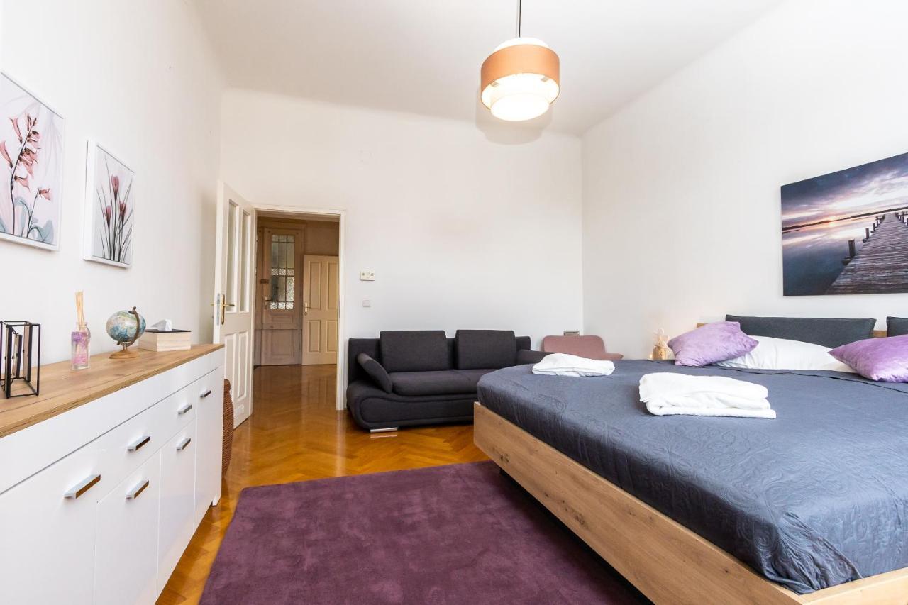 Deluxe Near Hauptbahnhof * Viena